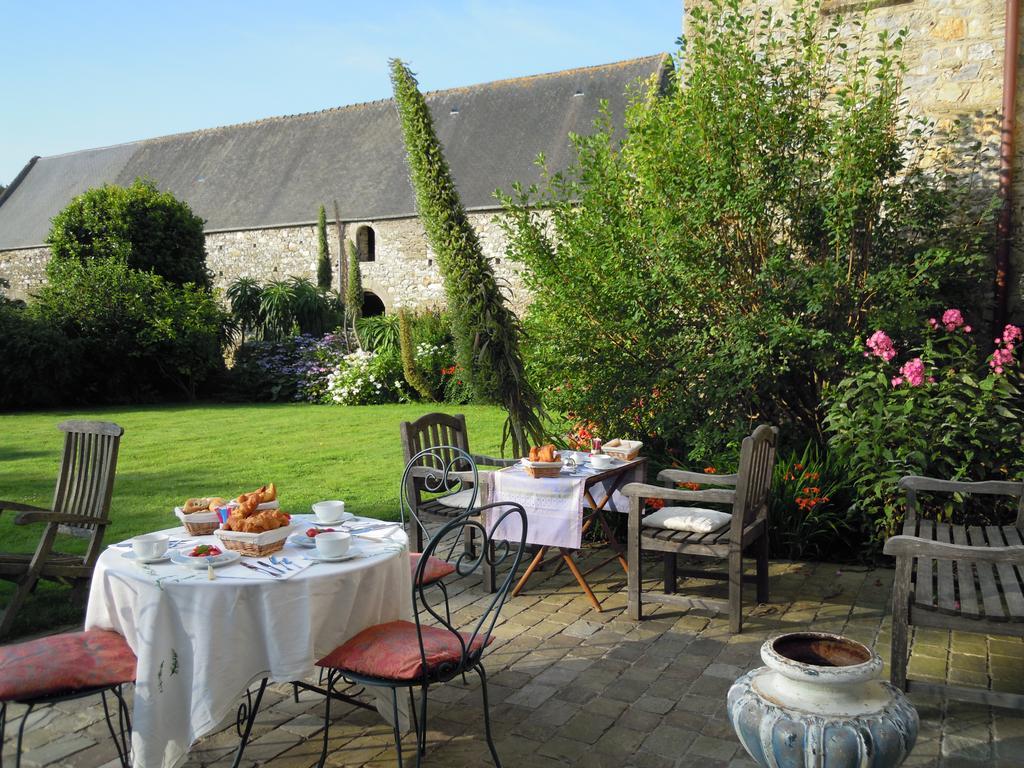 Bed and Breakfast Le Manoir De La Fieffe Cherbourg-en-Cotentin Zewnętrze zdjęcie